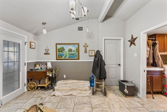 145 Lost Forest St, Live Oak, TX 78233