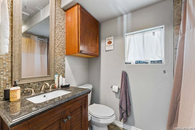 145 Lost Forest St, Live Oak, TX 78233