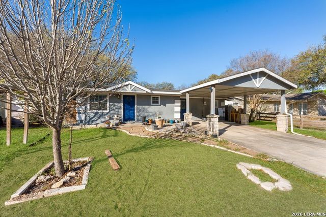 145 Lost Forest St, Live Oak, TX 78233