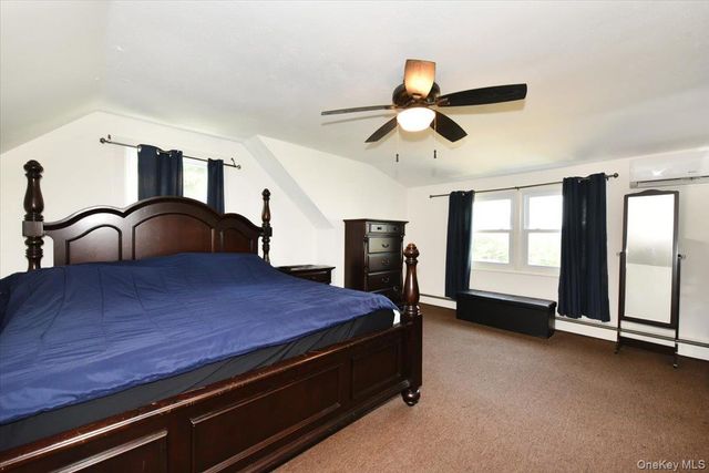 2 Ford Drive W, Massapequa, NY 11758
