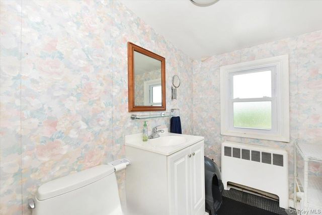 2 Ford Drive W, Massapequa, NY 11758