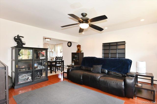2 Ford Drive W, Massapequa, NY 11758