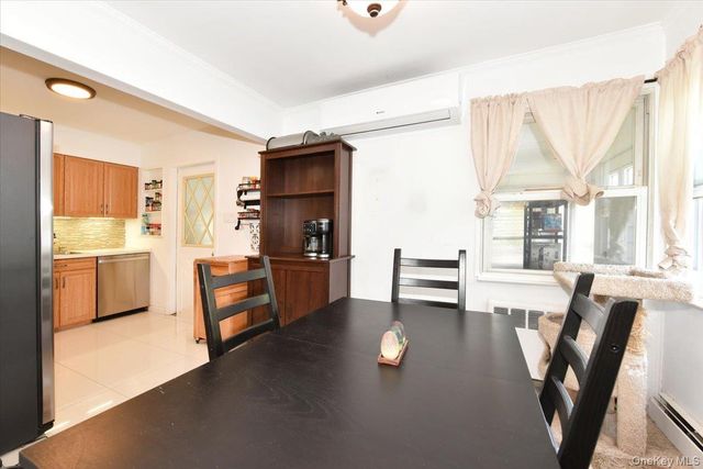 2 Ford Drive W, Massapequa, NY 11758