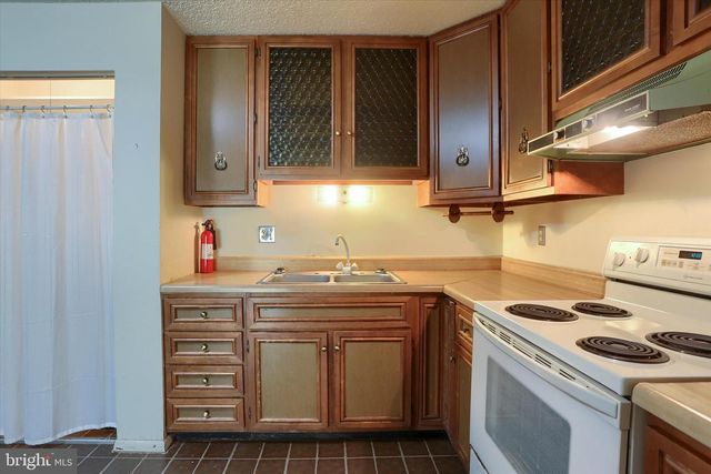 347 W RIDGE ST, Carlisle, PA 17013