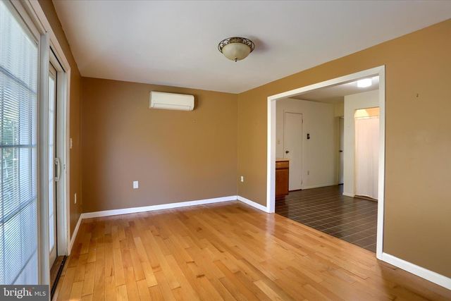 347 W RIDGE ST, Carlisle, PA 17013