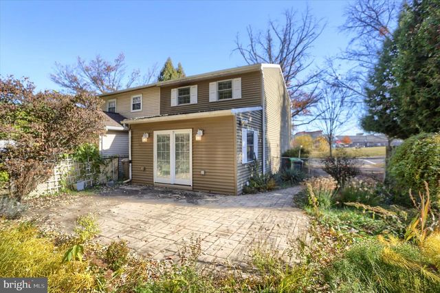 347 W RIDGE ST, Carlisle, PA 17013