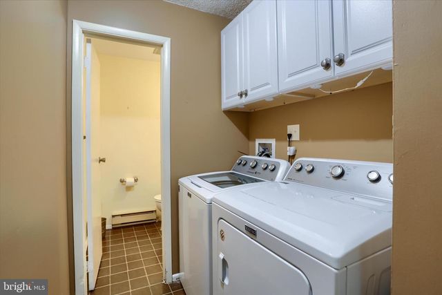 347 W RIDGE ST, Carlisle, PA 17013