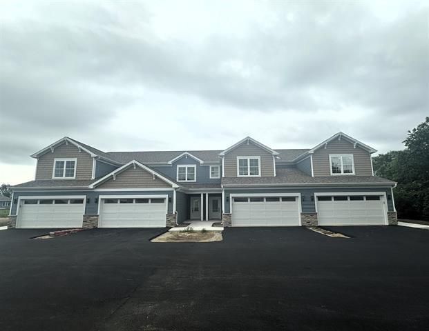 3162 S Bartells Drive, Beloit, WI 53511