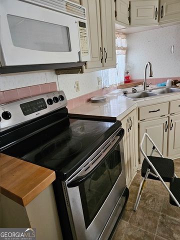 2693 Dempsey Brown Road, Dewy Rose, GA 30634