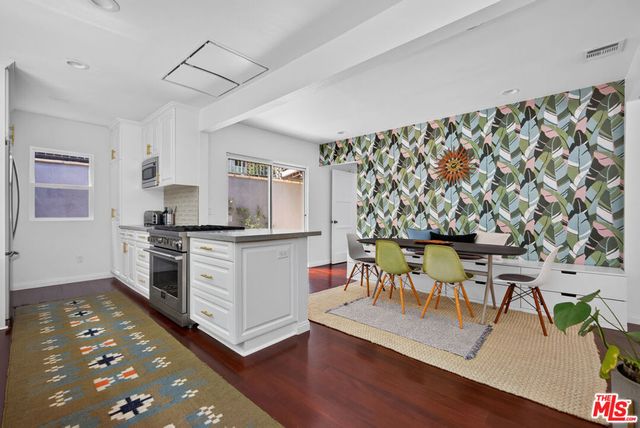 3831 Broadlawn Drive, Los Angeles, CA 90068