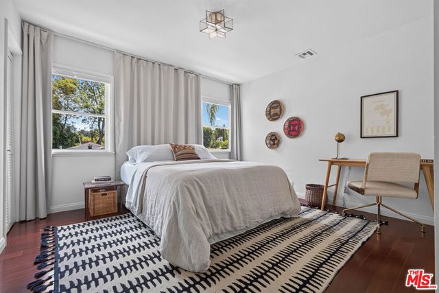 3831 Broadlawn Drive, Los Angeles, CA 90068