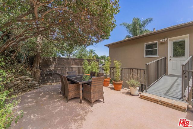3831 Broadlawn Drive, Los Angeles, CA 90068