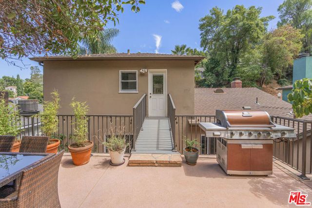 3831 Broadlawn Drive, Los Angeles, CA 90068