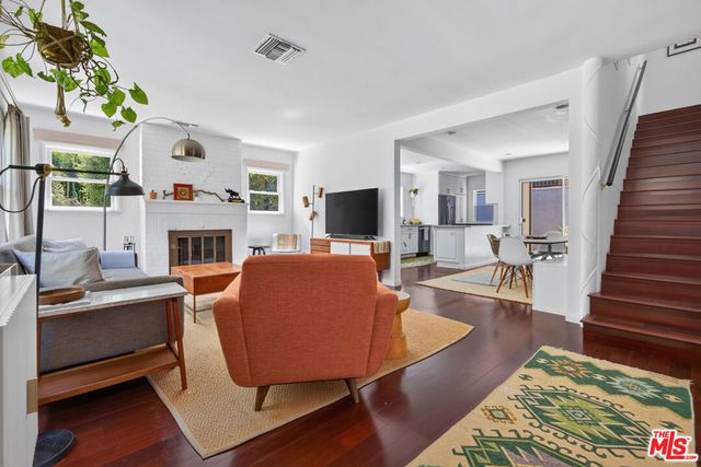 3831 Broadlawn Drive, Los Angeles, CA 90068