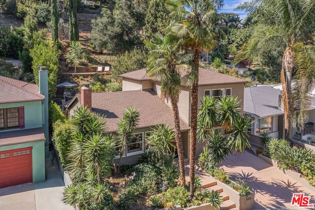 3831 Broadlawn Drive, Los Angeles, CA 90068