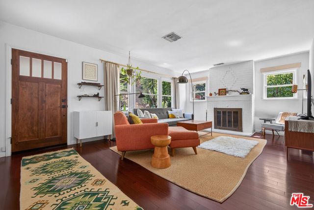 3831 Broadlawn Drive, Los Angeles, CA 90068