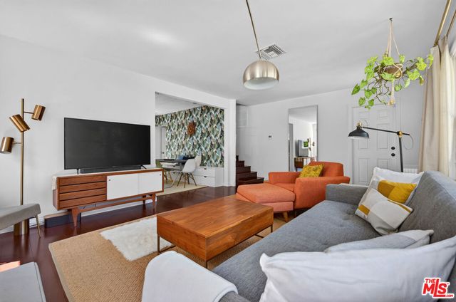 3831 Broadlawn Drive, Los Angeles, CA 90068