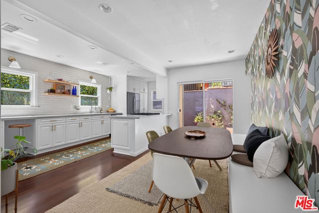 3831 Broadlawn Drive, Los Angeles, CA 90068