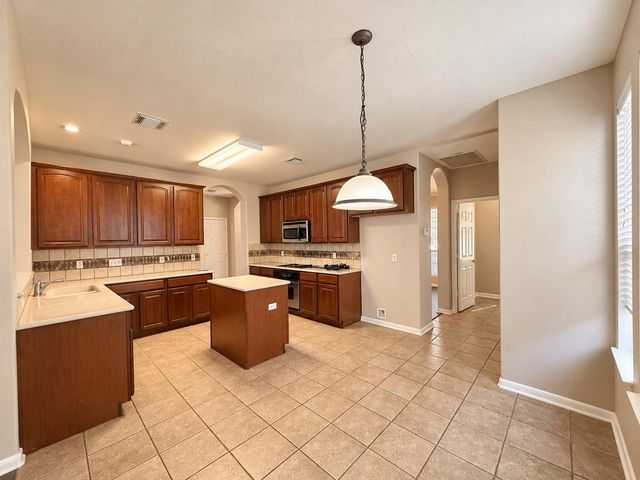 9226 Edgeloch Drive, Spring, TX 77379