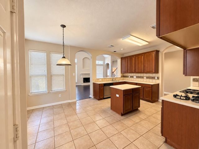 9226 Edgeloch Drive, Spring, TX 77379