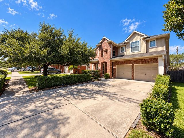 9226 Edgeloch Drive, Spring, TX 77379