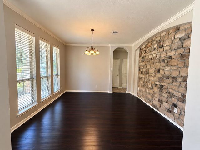 9226 Edgeloch Drive, Spring, TX 77379