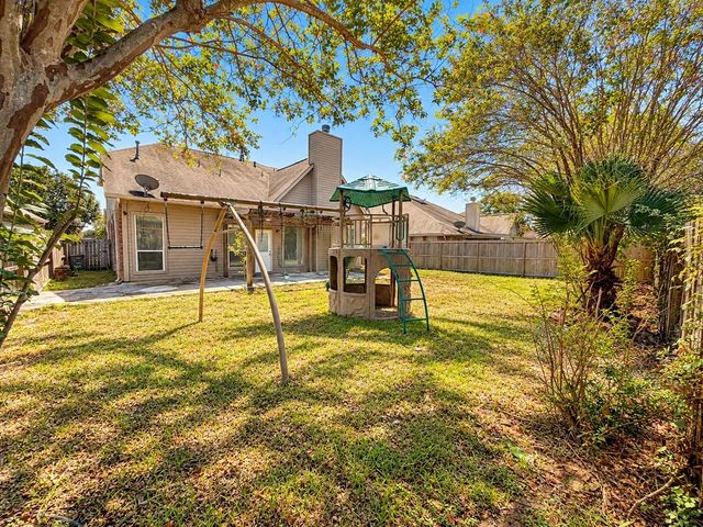 9226 Edgeloch Drive, Spring, TX 77379
