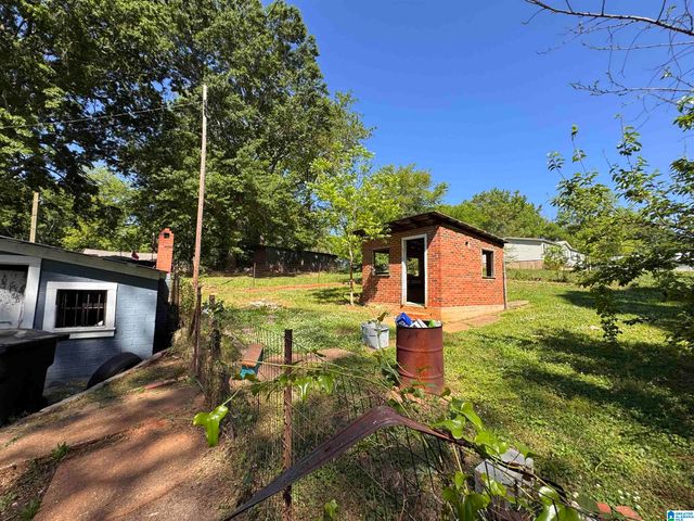 139 ELRIE BOULEVARD, Bessemer, AL 35020