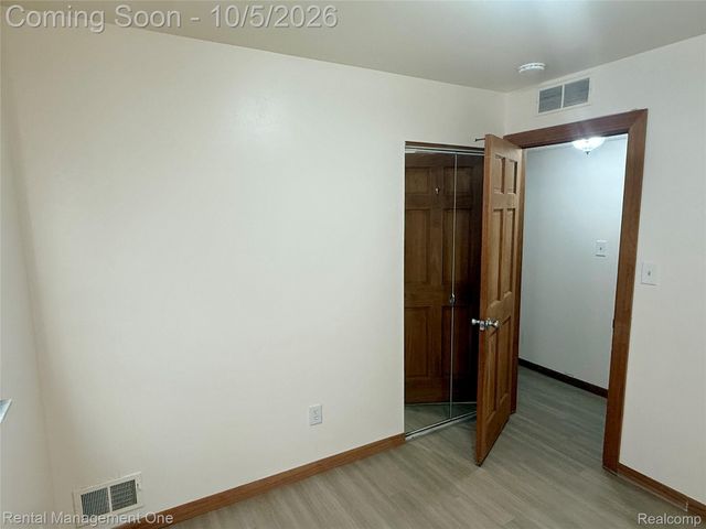 19114 Minnesota Street, Roseville, MI 48066