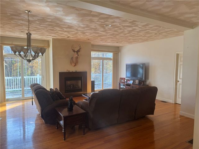 30 Tarklin Road, Smithfield, RI 02814