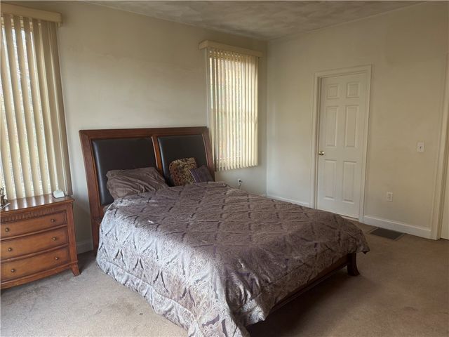 30 Tarklin Road, Smithfield, RI 02814