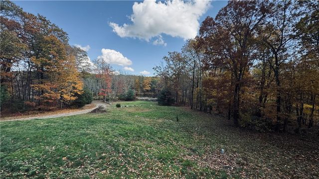 30 Tarklin Road, Smithfield, RI 02814