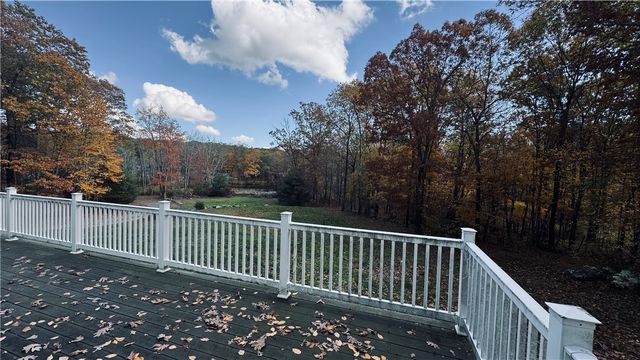 30 Tarklin Road, Smithfield, RI 02814