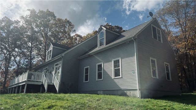 30 Tarklin Road, Smithfield, RI 02814
