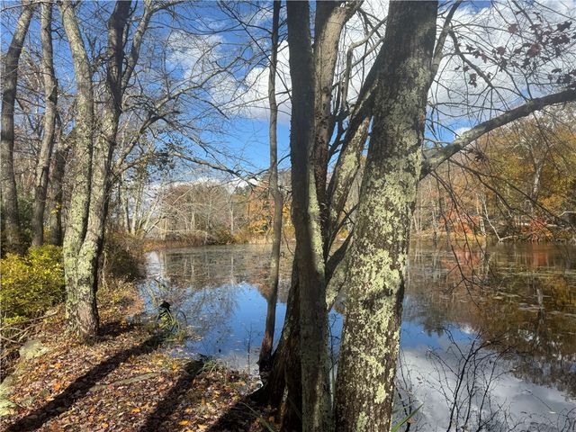 30 Tarklin Road, Smithfield, RI 02814