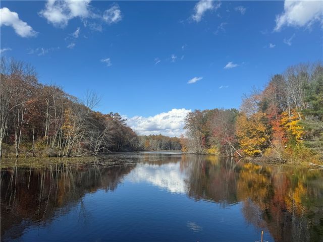 30 Tarklin Road, Smithfield, RI 02814