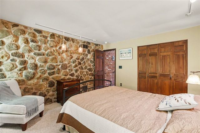 1722 Strong Road, Victor, NY 14564