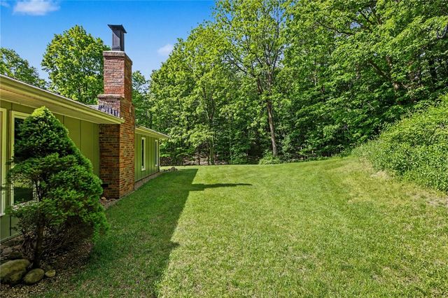 1722 Strong Road, Victor, NY 14564
