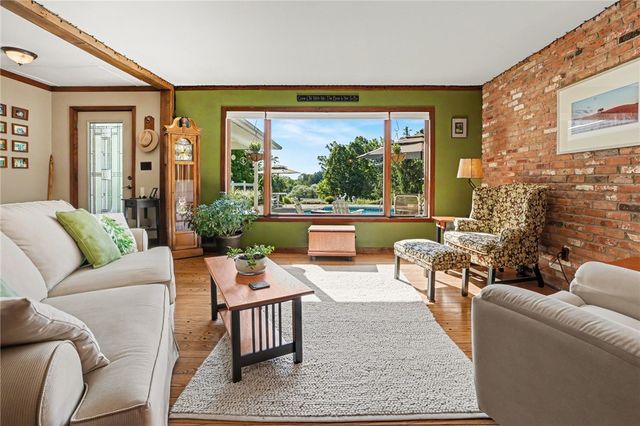 1722 Strong Road, Victor, NY 14564