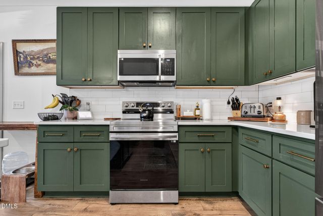 1212 N Caswell Avenue, Southport, NC 28461