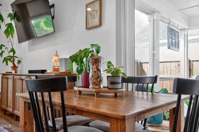 1212 N Caswell Avenue, Southport, NC 28461