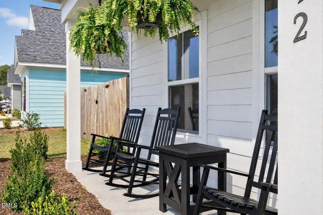 1212 N Caswell Avenue, Southport, NC 28461