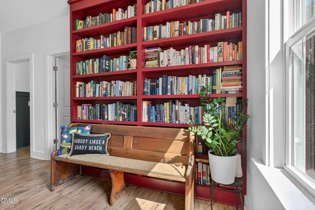 1212 N Caswell Avenue, Southport, NC 28461