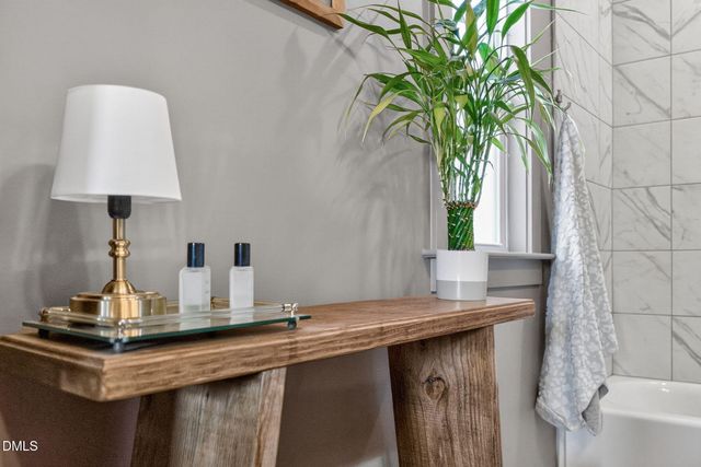 1212 N Caswell Avenue, Southport, NC 28461