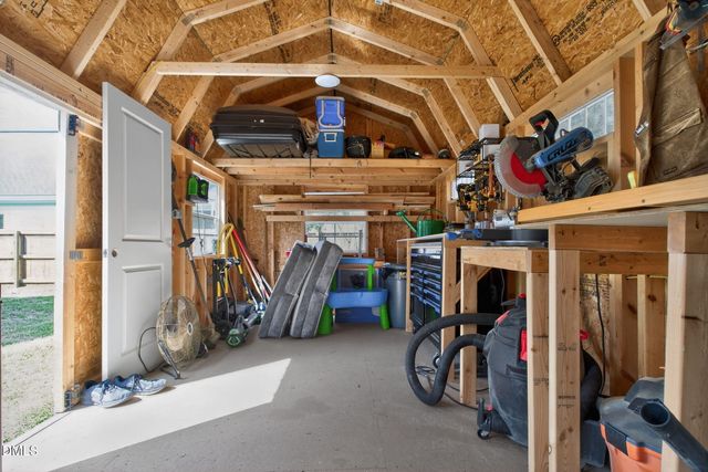 1212 N Caswell Avenue, Southport, NC 28461