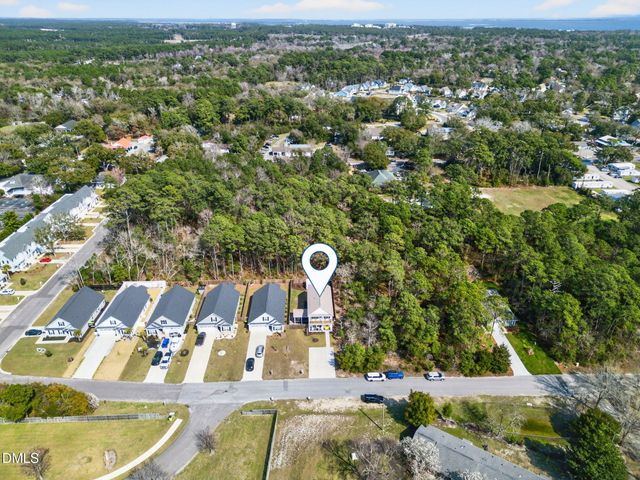 1212 N Caswell Avenue, Southport, NC 28461