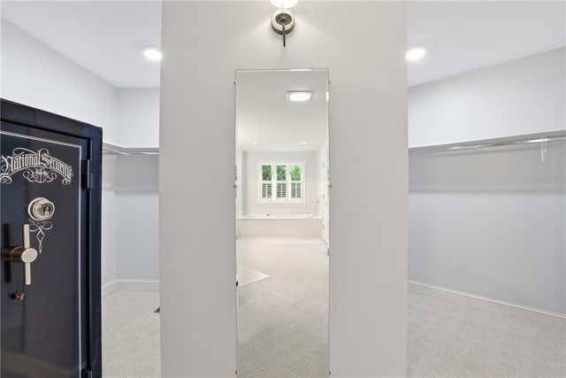 205 Mill Creek Circle, Martin, GA 30557