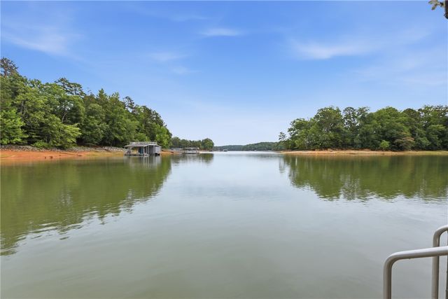 205 Mill Creek Circle, Martin, GA 30557