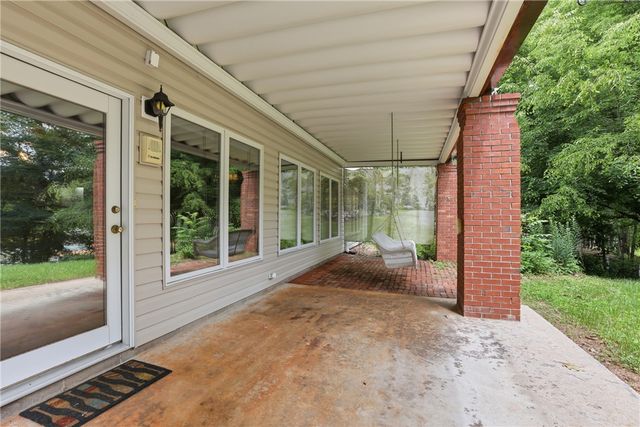 205 Mill Creek Circle, Martin, GA 30557