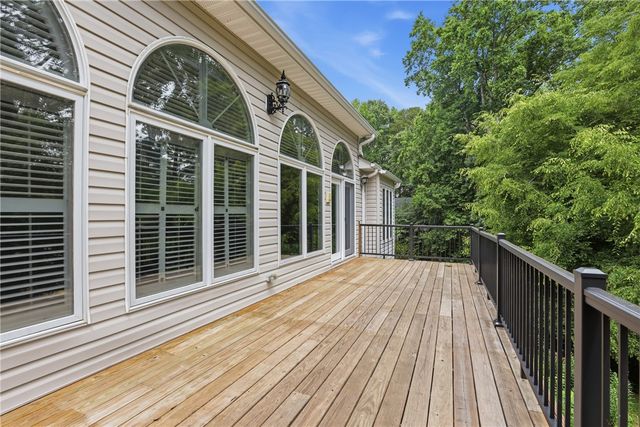 205 Mill Creek Circle, Martin, GA 30557